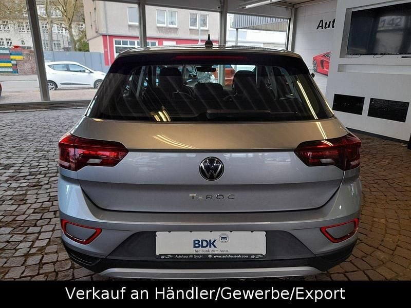 Gebraucht VW T-Roc Basis 110 PS (80 kW) 2023 Silber SUV