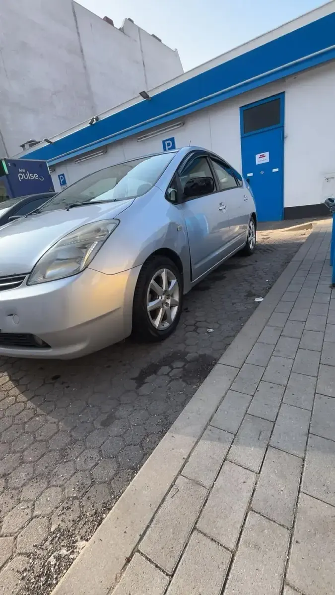 Gebraucht Toyota Prius 113 PS (83 kW) 2006 Kleinwagen