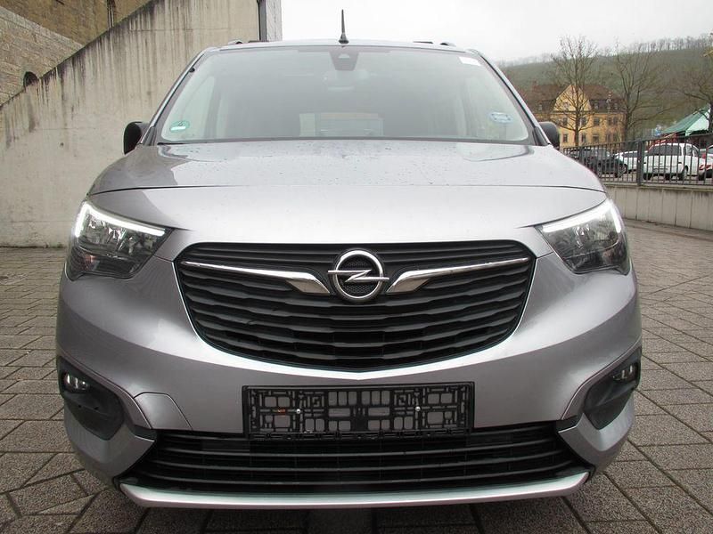 Gebraucht Opel Combo Life Ultimate 131 PS (96 kW) 2023 Grau Van / Kleinbus