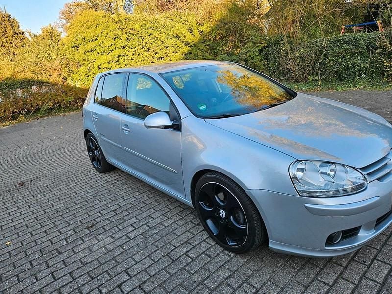 Gebraucht VW Golf V 140 PS (102 kW) 2008 Grau Kombi