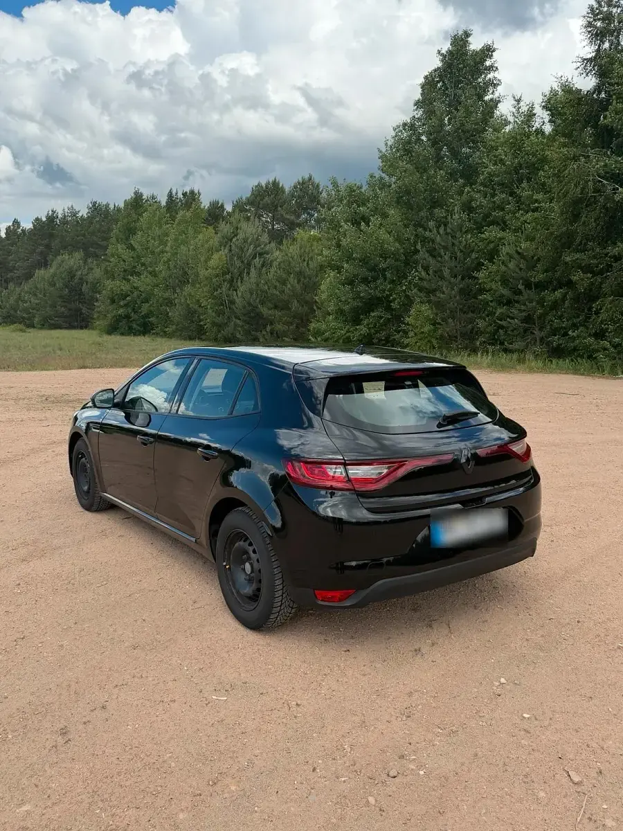 Gebraucht Renault Mégane 100 PS (73 kW) 2016 Schwarz Limousine