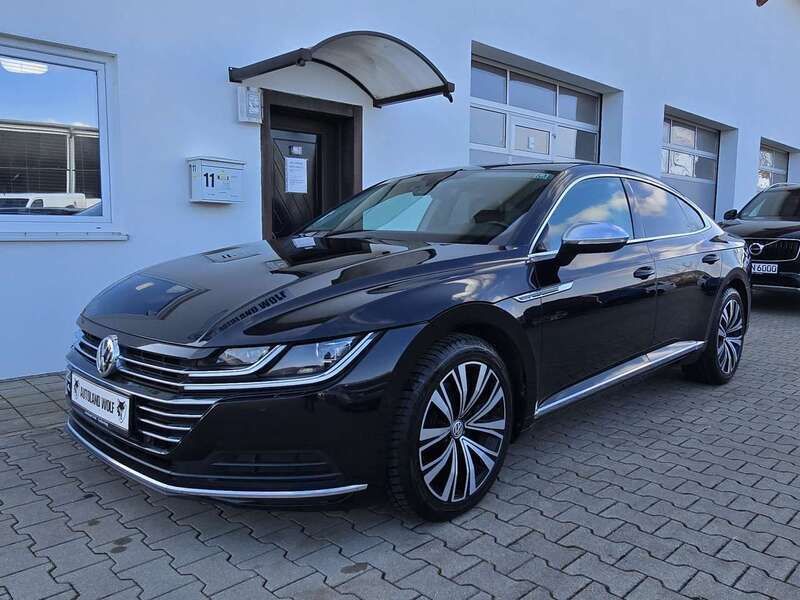 Deep black perleffekt Gebraucht 2019 VW Arteon Elegance Limousine | 25.990 € (Fairer Preis) - Bild 1/4
