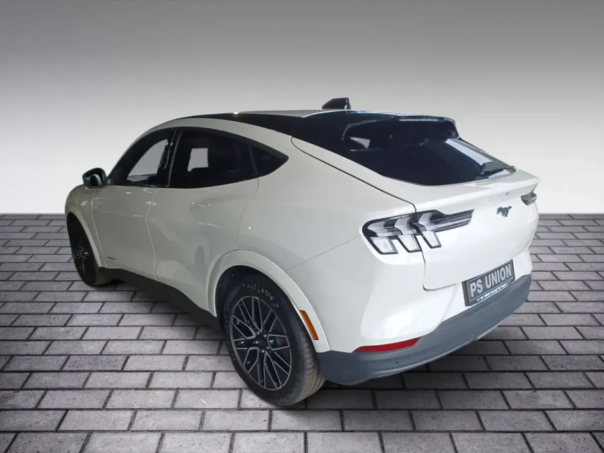 Neu Ford Mustang Mach-E Premium 216 kW (294 PS) 2026 Star weiss SUV