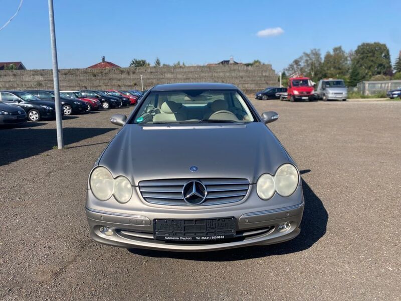 Gebraucht Mercedes CLK320 Elegance 218 PS (160 kW) 2004 Silber Limousine