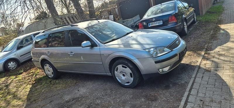 Gebraucht Ford Mondeo 145 PS (106 kW) 2005 Grau Limousine