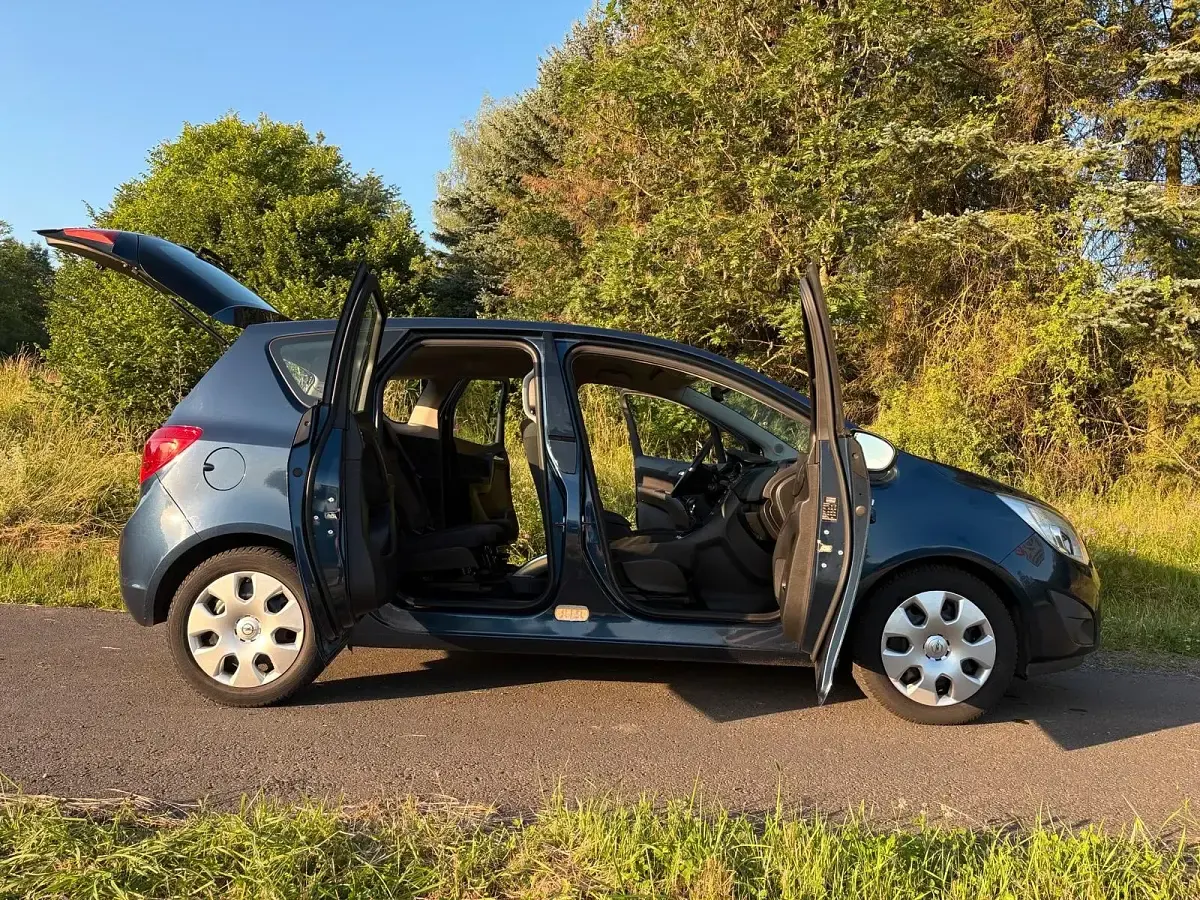 Gebraucht Opel Meriva Edition 101 PS (74 kW) 2012 Blau Van / Kleinbus