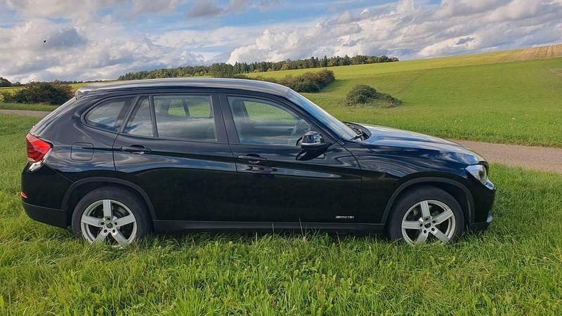 Schwarz Gebraucht 2013 BMW X1 SUV | 10.500 € (Fairer Preis) - Bild 1/4
