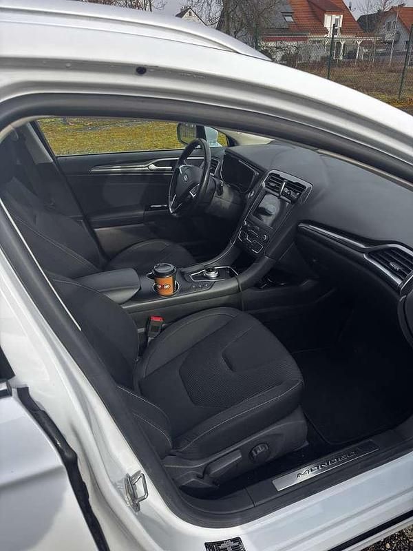 Gebraucht Ford Mondeo Titanium 150 PS (110 kW) 2019 Kombi