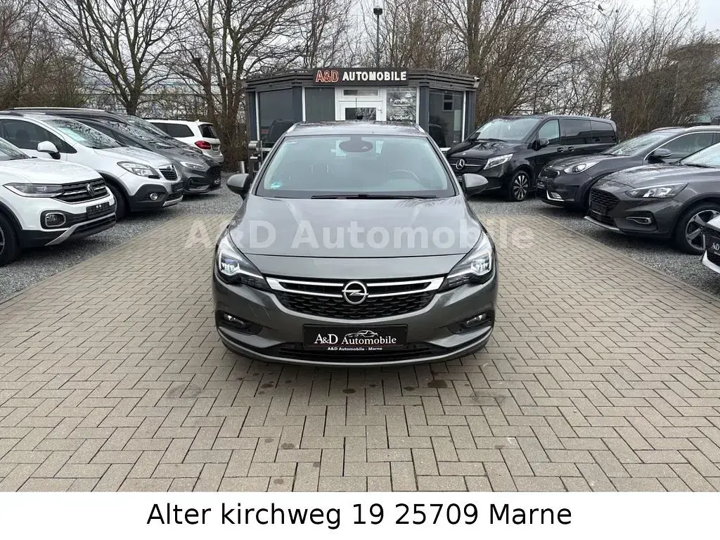 Gebraucht Opel Astra Innovation 136 PS (100 kW) 2019 Grau Kombi
