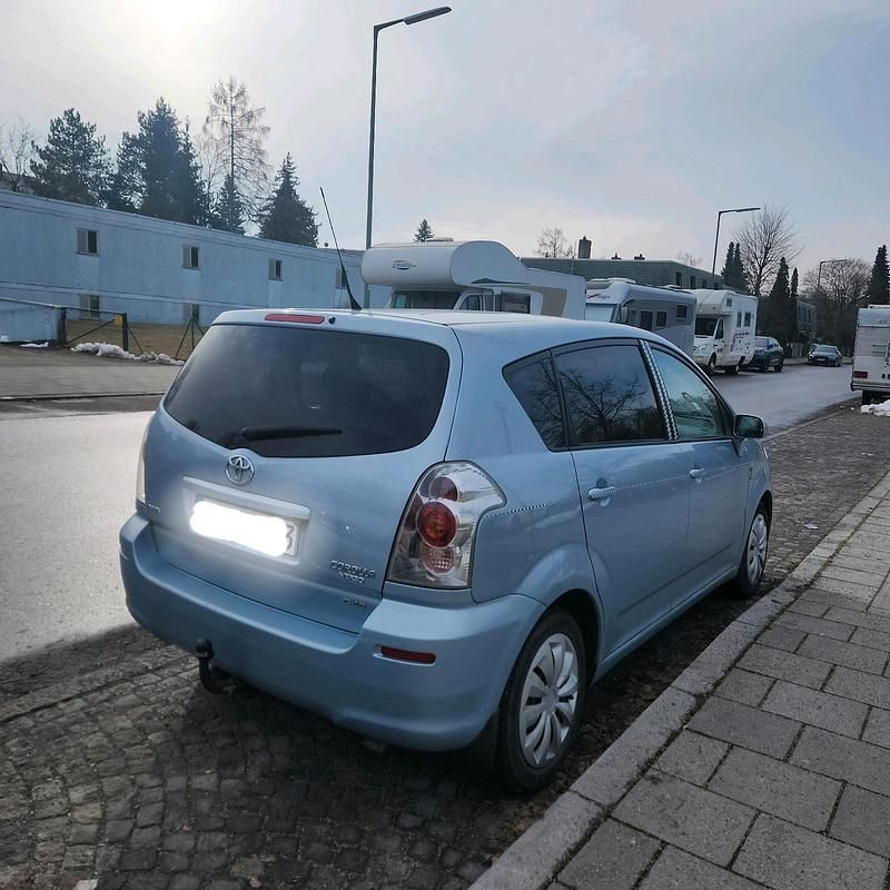 Gebraucht Toyota Corolla Verso 177 PS (130 kW) 2006 Grau Van / Kleinbus