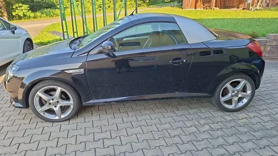 Gebraucht Opel Tigra 125 PS (91 kW) 2005 Schwarz Cabrio