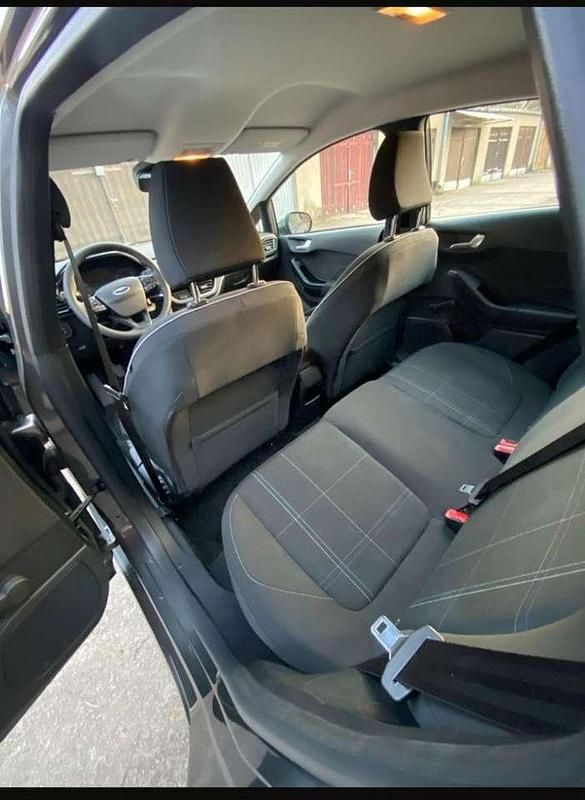 Gebraucht Ford Fiesta Trend 71 PS (52 kW) 2018 Grau Kleinwagen