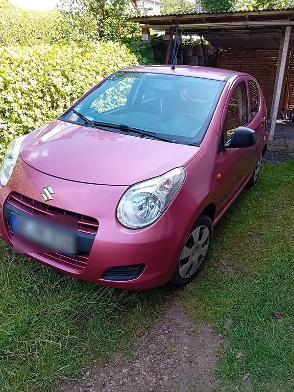 Rot Gebraucht 2010 Suzuki Alto Basic Kleinwagen | 500 € (Superpreis) - Bild 1/4