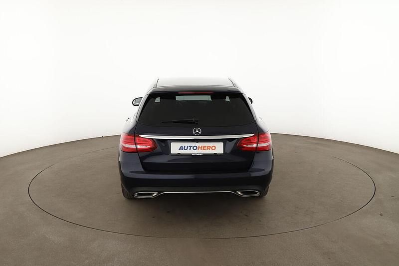 Gebraucht Mercedes C200 Exclusive 184 PS (135 kW) 2017 Blau Kombi