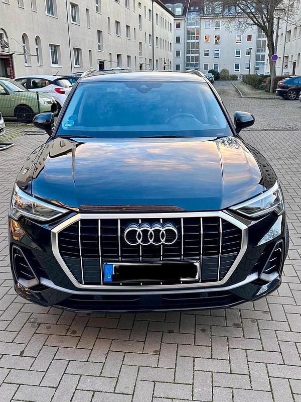 Schwarz Gebraucht 2020 Audi Q3 S-Line SUV | 26.000 € (Superpreis) - Bild 1/4