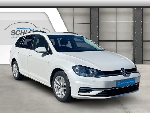 Gebraucht VW Golf VII Comfortline 116 PS (85 kW) 2019 Weiß Kombi