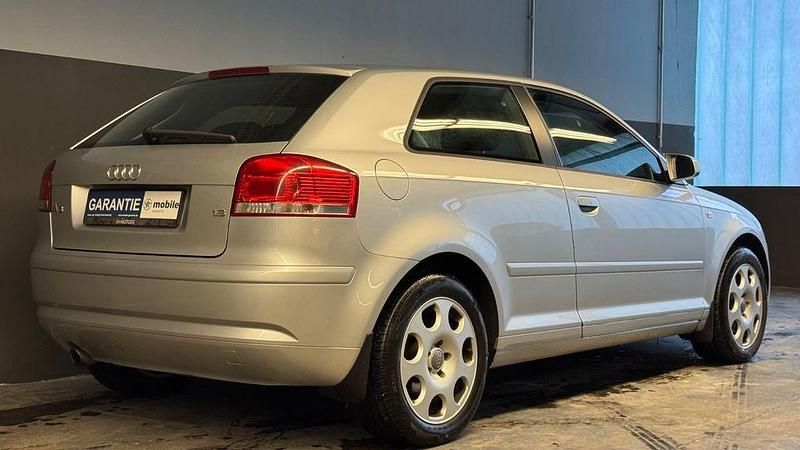 Gebraucht Audi A3 Attraction 102 PS (75 kW) 2004 Silber Limousine