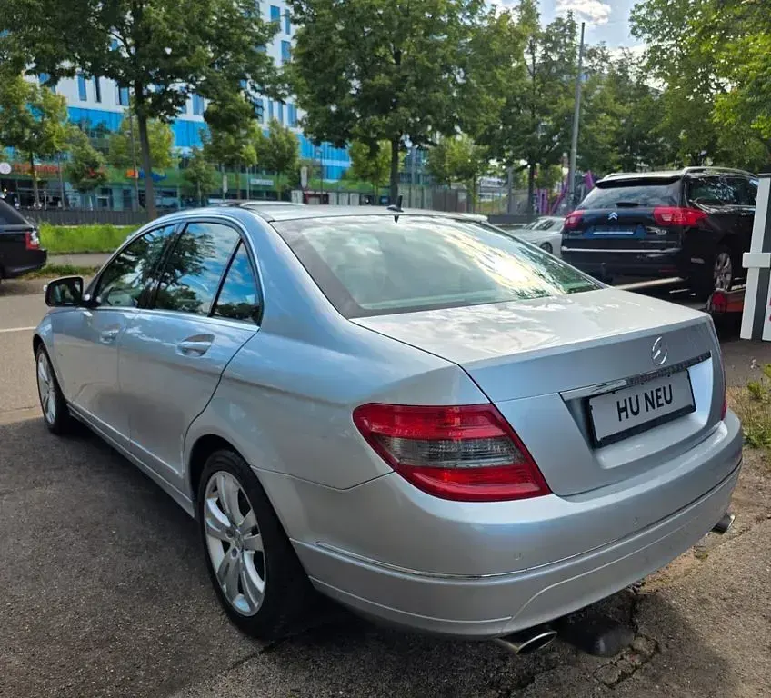 Gebraucht Mercedes C350 Avantgarde 272 PS (200 kW) 2007 Silber Limousine