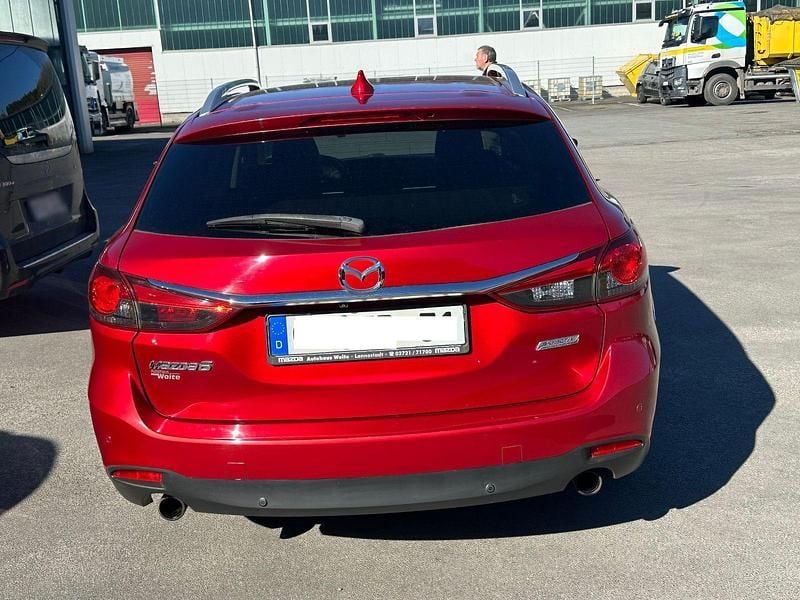 Gebraucht Mazda 6 175 PS (128 kW) 2015 Rot Kombi