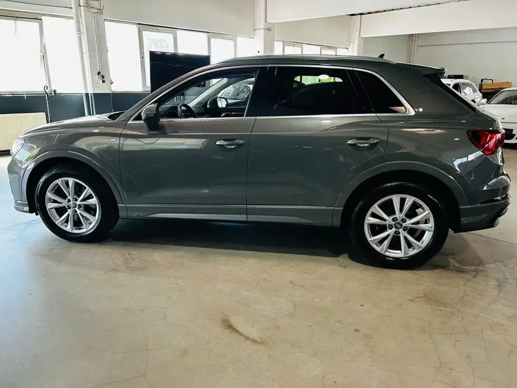 Używany Audi Q3 S-Line 190 KM (139 kW) 2020 Szary SUV