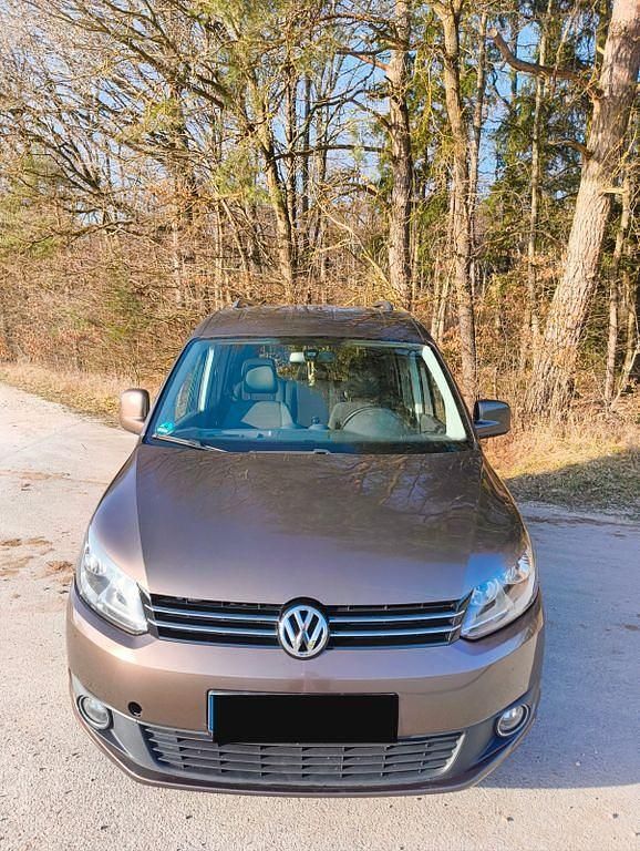 Gebraucht VW Caddy Comfortline 102 PS (75 kW) 2012 Braun Van / Kleinbus