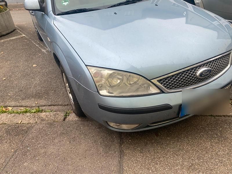 Silber Gebraucht 2003 Ford Mondeo Limousine | 1.700 € - Bild 1/4