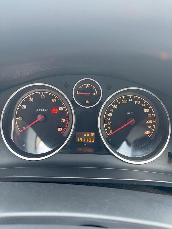 Gebraucht Opel Zafira 140 PS (102 kW) 2007 Grau Van / Kleinbus