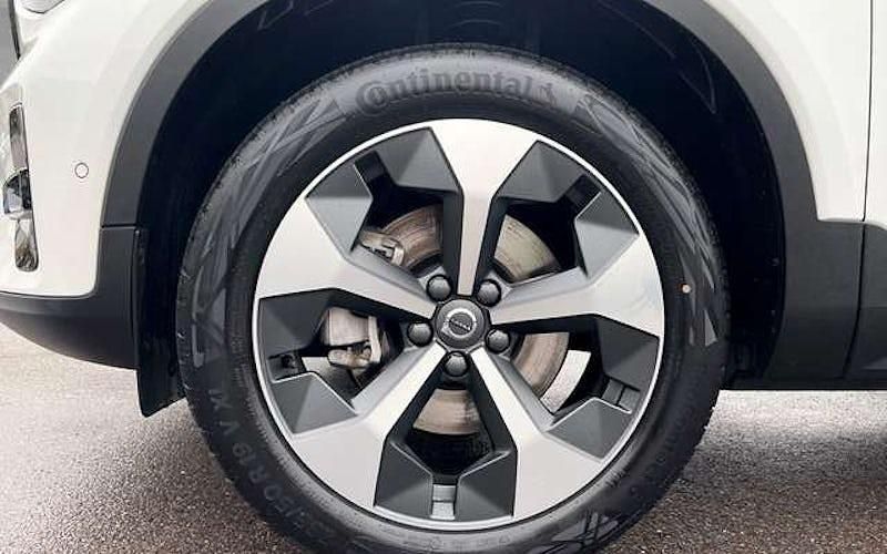 Gebraucht Volvo XC40 Plus 197 PS (144 kW) 2025 Andere SUV