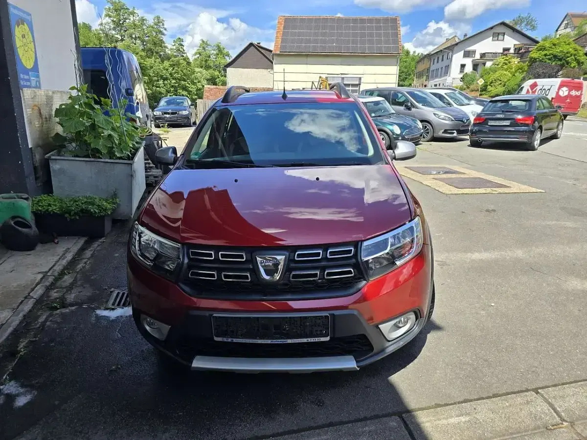 Gebraucht Dacia Sandero Stepway 90 PS (66 kW) 2019 Kirchrot Limousine