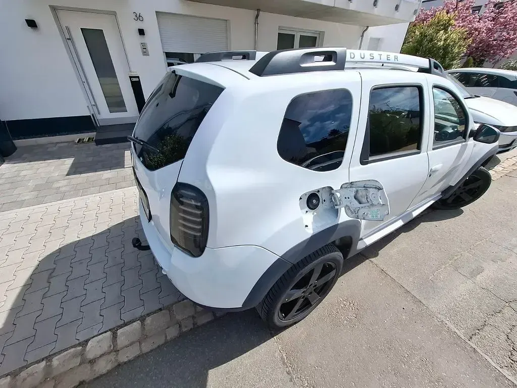Gebraucht Dacia Duster Prestige 125 PS (91 kW) 2017 Weiß SUV