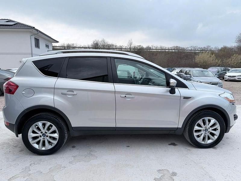 Gebraucht Ford Kuga 163 PS (119 kW) 2011 Silber SUV