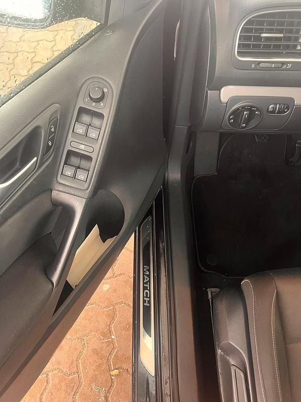 Gebraucht VW Golf VI Edition 122 PS (89 kW) 2012 Schwarz Kleinwagen