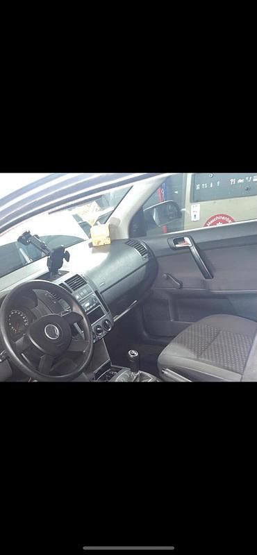 Gebraucht VW Polo 64 PS (47 kW) 2003 Andere farben Kleinwagen