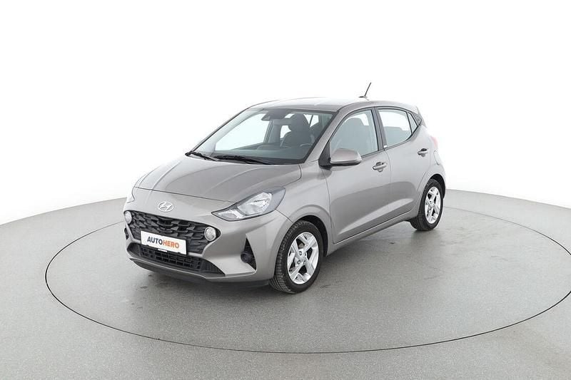 Grau Gebraucht 2020 Hyundai i10 Trend Kleinwagen | 13.390 € (Fairer Preis) - Bild 1/3