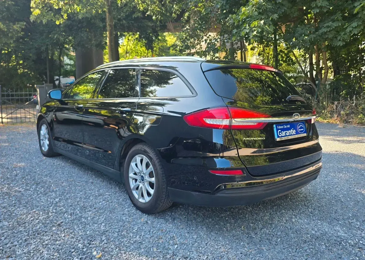 Gebraucht Ford Mondeo Business Edition 165 PS (121 kW) 2019 Schwarz Kombi