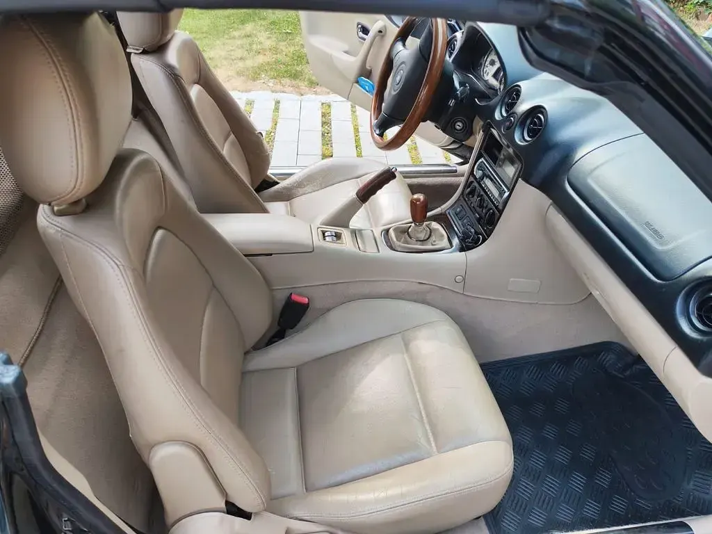 Gebraucht Mazda MX5 140 PS (102 kW) 2000 Beige Cabrio