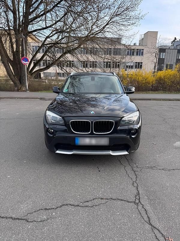 Gebraucht BMW X1 143 PS (105 kW) 2012 Schwarz SUV