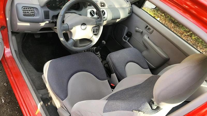Gebraucht Nissan Micra 50 PS (36 kW) 2000 Rot Kleinwagen