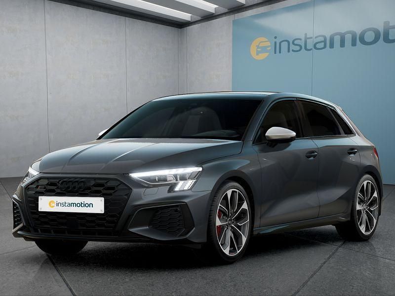 Grau Gebraucht 2024 Audi S3 Limousine | 47.949 € (Teuer) - Bild 1/4