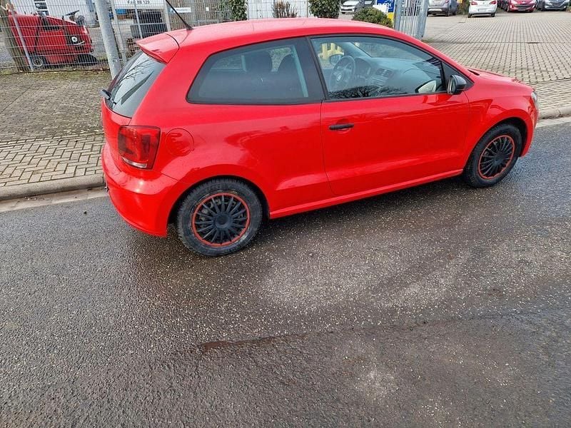Gebraucht VW Polo Trendline 60 PS (44 kW) 2010 Rot Kleinwagen