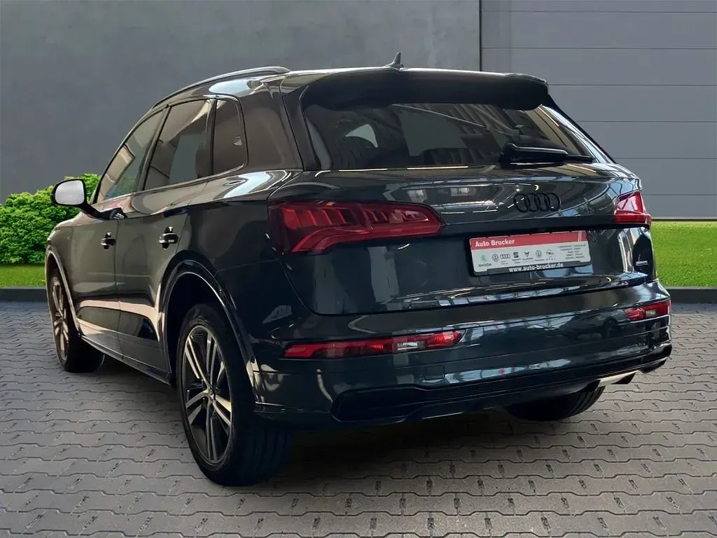 Gebraucht Audi Q5 S-Line 231 PS (169 kW) 2020 Grau SUV