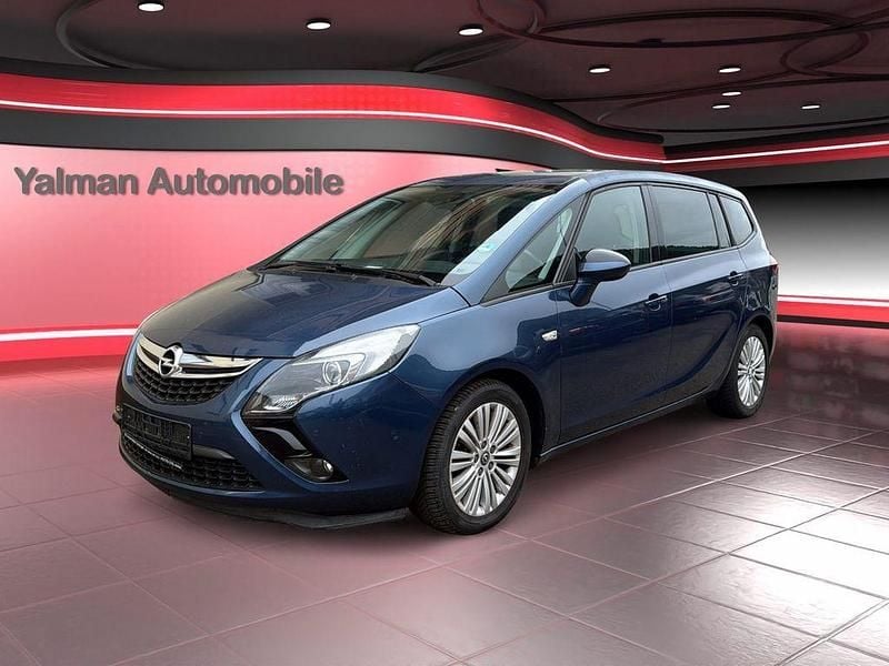 Blau Gebraucht 2016 Opel Zafira Tourer Edition Van / Kleinbus | 8.500 € (Superpreis) - Bild 1/4