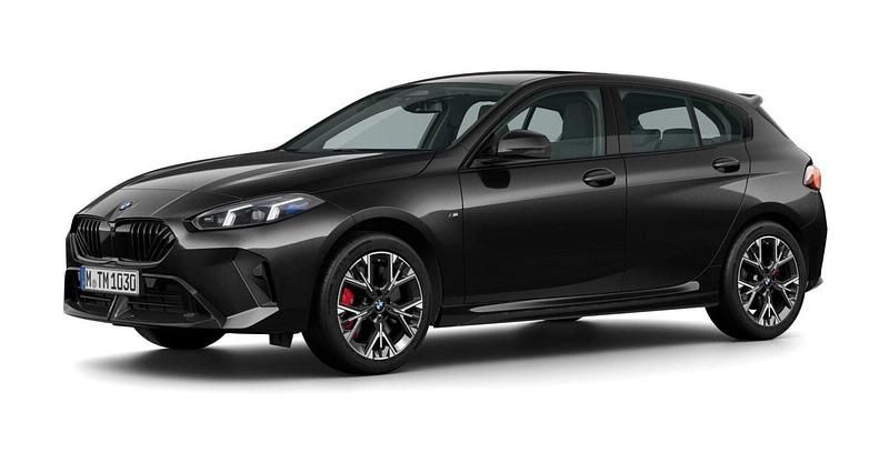 Schwarz Gebraucht 2025 BMW 120 Shadowline Kleinwagen | 36.939 € (Fairer Preis) - Bild 1/4