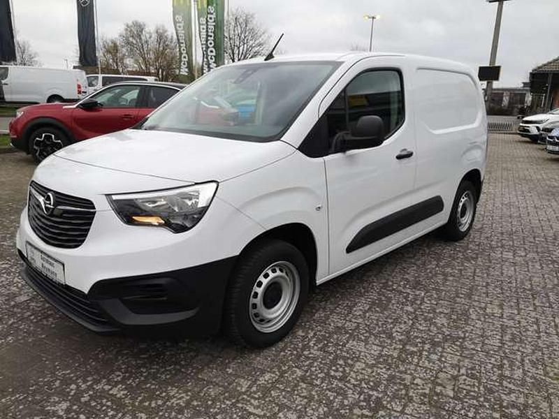 Casabl/arctic/eisweiss/kaolin Gebraucht 2022 Opel Combo Edition Van / Kleinbus | 18.900 € (Etwas zu teuer) - Bild 1/1