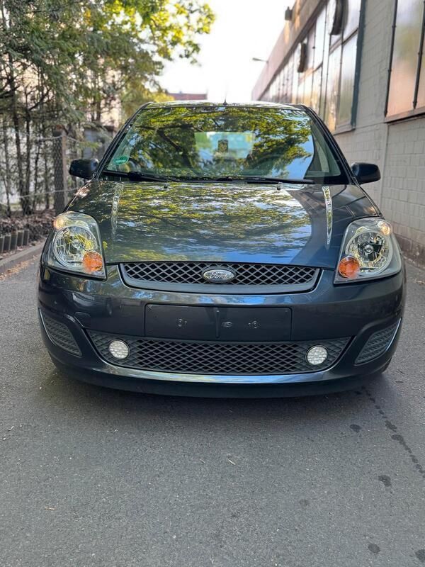 Schwarz Gebraucht 2008 Ford Fiesta Kleinwagen | 1.500 € - Bild 1/4