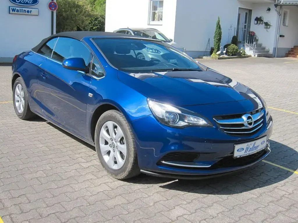 Gebraucht Opel Cascada Edition 120 PS (88 kW) 2014 Blau Cabrio