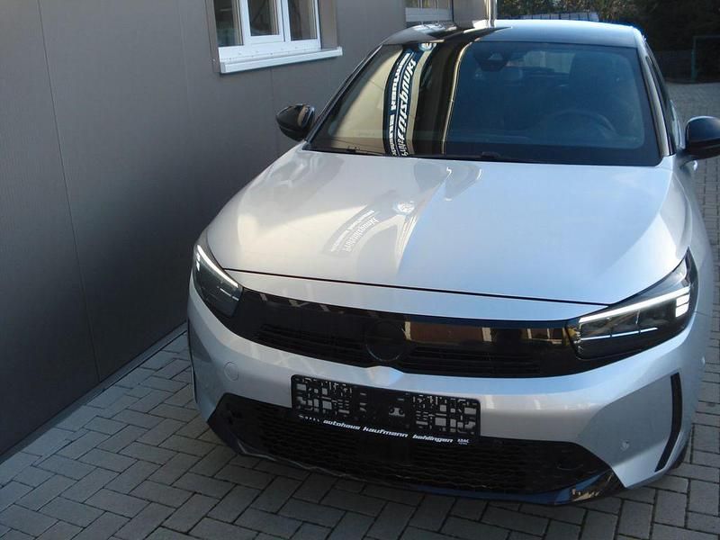 Gebraucht Opel Corsa 101 PS (74 kW) 2024 Silber Limousine