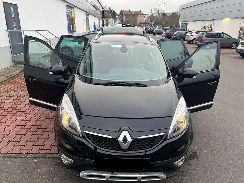 Sternenschwarz Gebraucht 2014 Renault Scénic III Bose Edition Van / Kleinbus | 6.299 € (Fairer Preis) - Bild 1/4