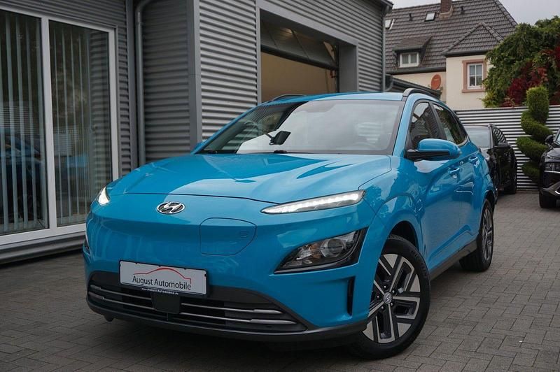 Blau Gebraucht 2022 Hyundai Kona Select SUV | 15.950 € (Fairer Preis) - Bild 1/4