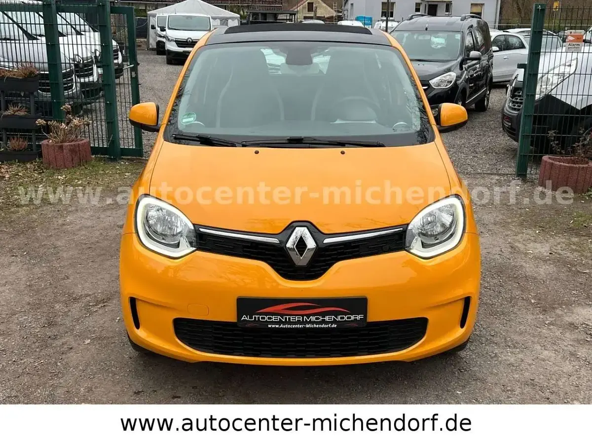 Brugt Renault Twingo LIMITED 73 HK (53 kW) 2020 Gul Hatchback